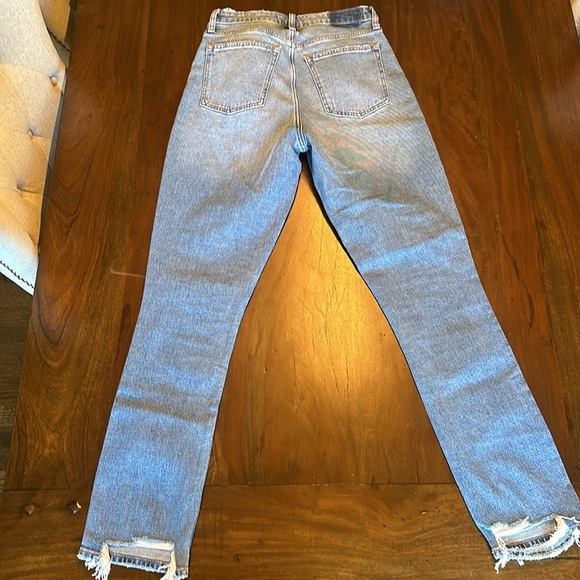 Abercrombie & Fitch Curve Love High Rise Skinny Jean - Picture 6 of 6